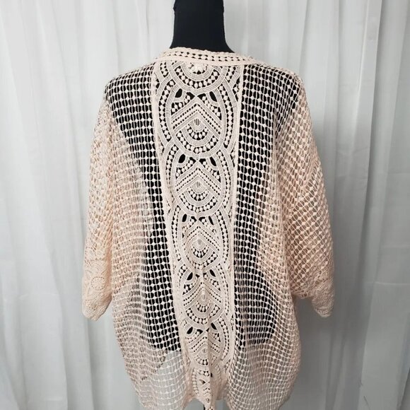 Elegant Cream Open-Knit Women's Jacket - Picture 6 of 13